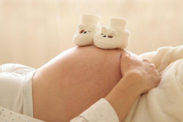 Baby reading
