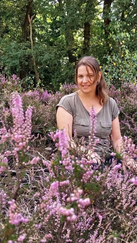 Tessa tussen roze heide